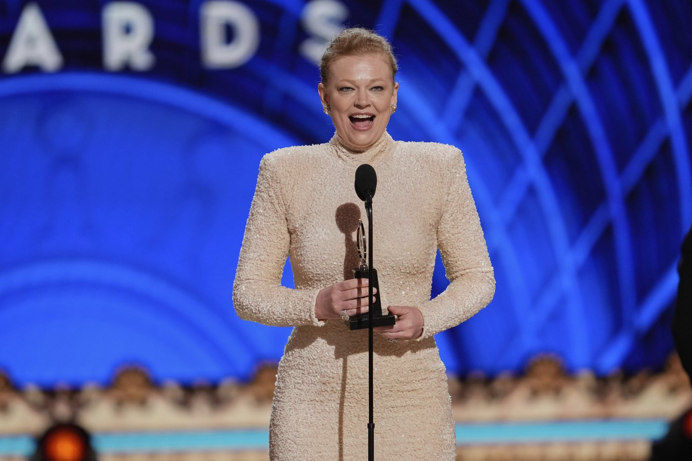 Tony Awards laud android rom-com 'Maybe Happy Ending' and history-making 'Purpose' | iNFOnews.ca
