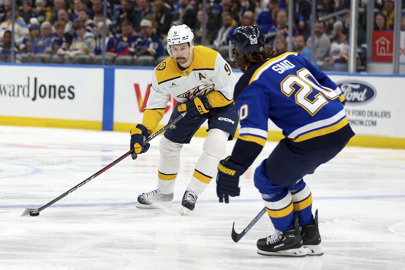 Thomas scores twice and the Blues beat the Predators 7-4 | iNFOnews.ca