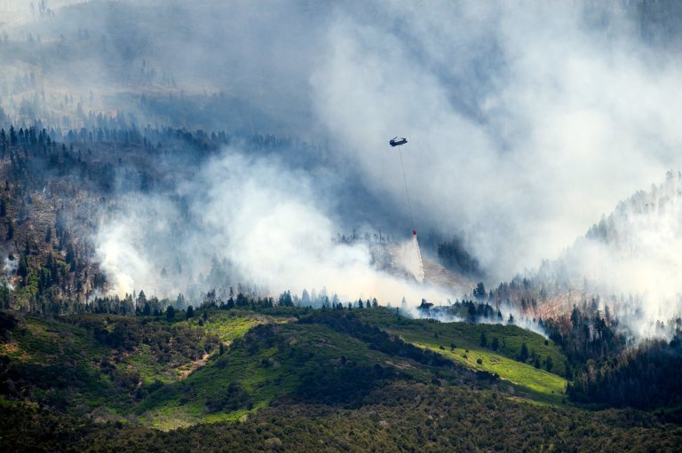 Dry, windy conditions fuel explosive wildfire growth across western US | iNFOnews.ca