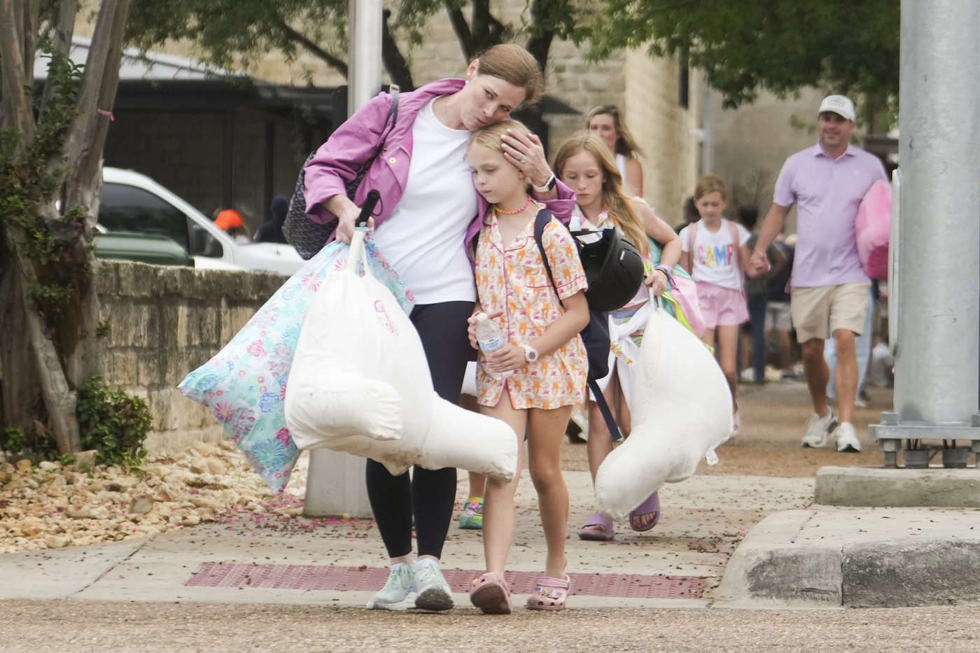 Floods turned beloved Texas camp into a nightmare. At least 27 girls remain missing | iNFOnews.ca
