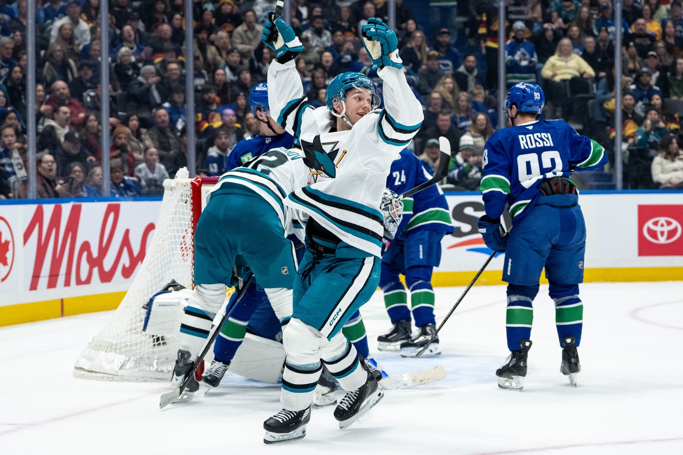 Vancouver product Macklin Celebrini nets two points, Sharks double up Canucks 6-3 | iNFOnews.ca