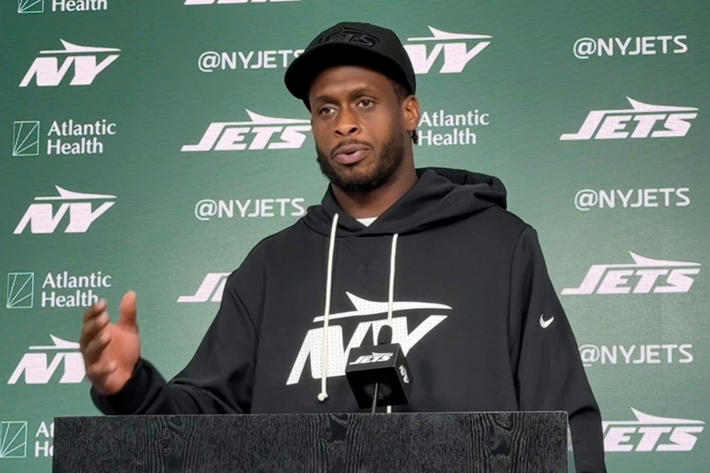 Geno Smith knows he can write a 'superhero movie' story in his return to the Jets | iNFOnews.ca Geno Smith knows he can write a 'superhero movie' story in his return to the Jets | iNFOnews.ca