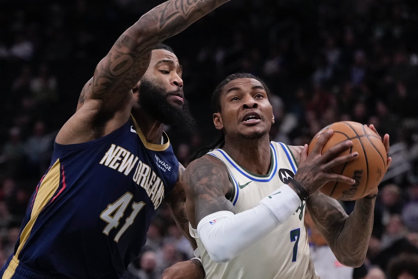 Bucks overcome a 44-point game by Trey Murphy III and beat Pelicans 141-137 in OT | iNFOnews.ca