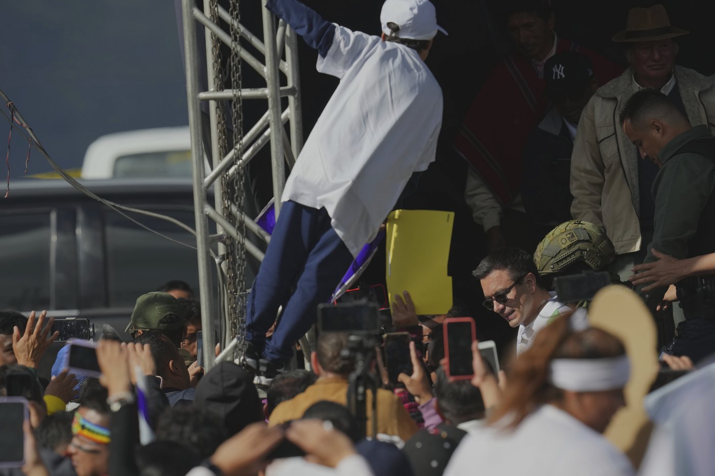 What to know about Ecuador's presidential runoff election | iNFOnews.ca What to know about Ecuador's presidential runoff election | iNFOnews.ca