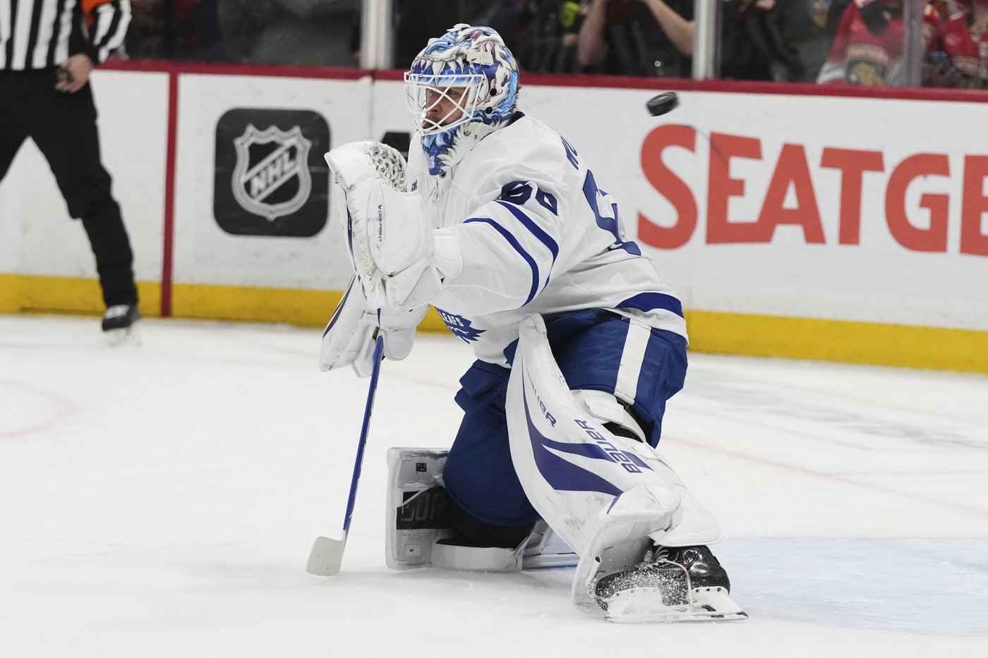 Auston Matthews breaks through, Maple Leafs beat Panthers 2-0 to force Game 7 | iNFOnews.ca