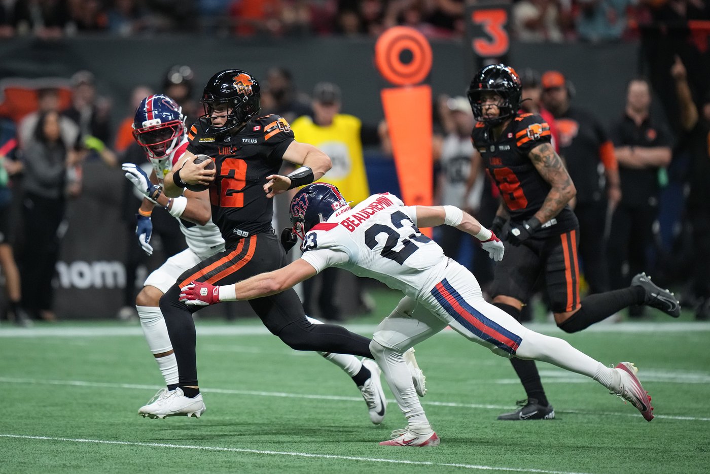 Rourke's 394-yard performance powers B.C. Lions to 48-29 win over Montreal Alouettes | iNFOnews.ca