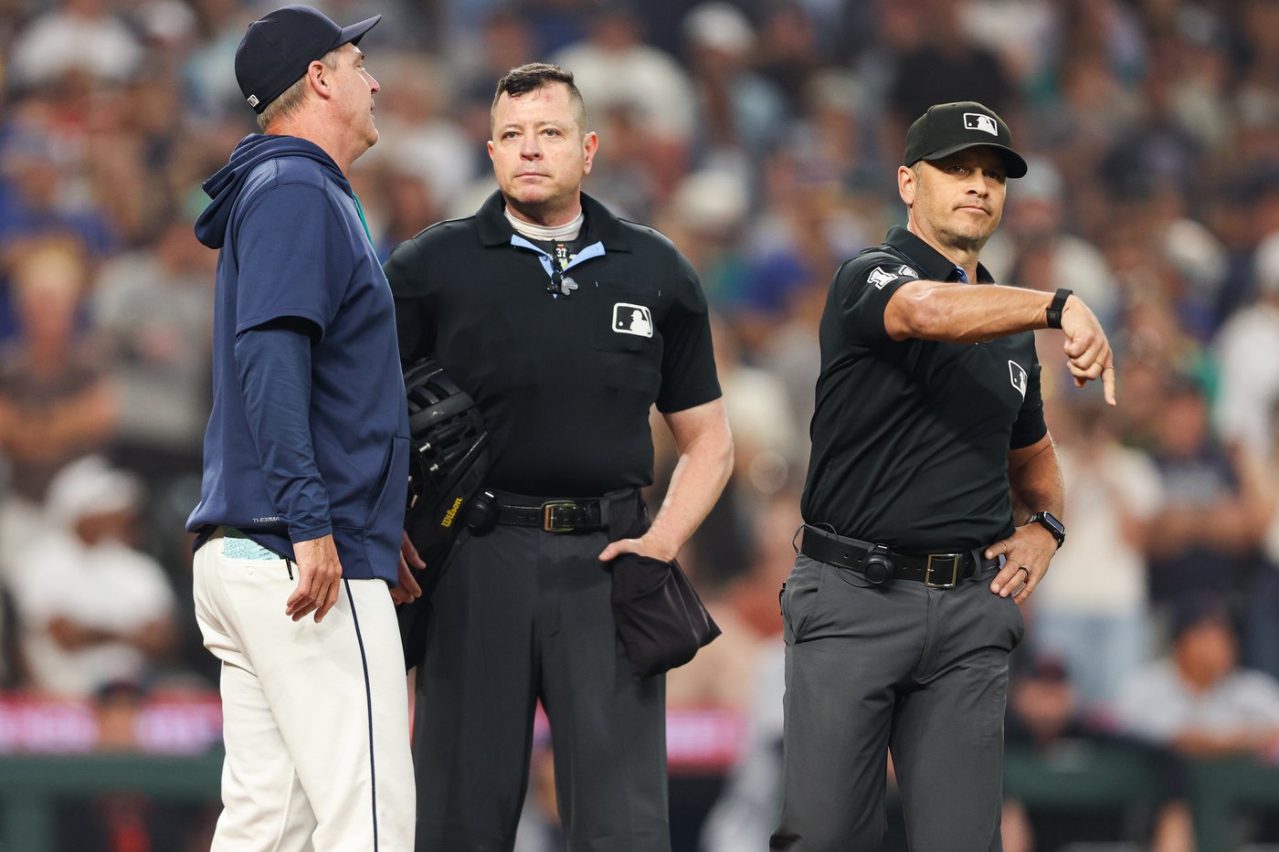 Rodríguez and Emerson hit HRs, Woo pitches 7 scoreless innings as Mariners beat Tigers 4-2 | iNFOnews.ca