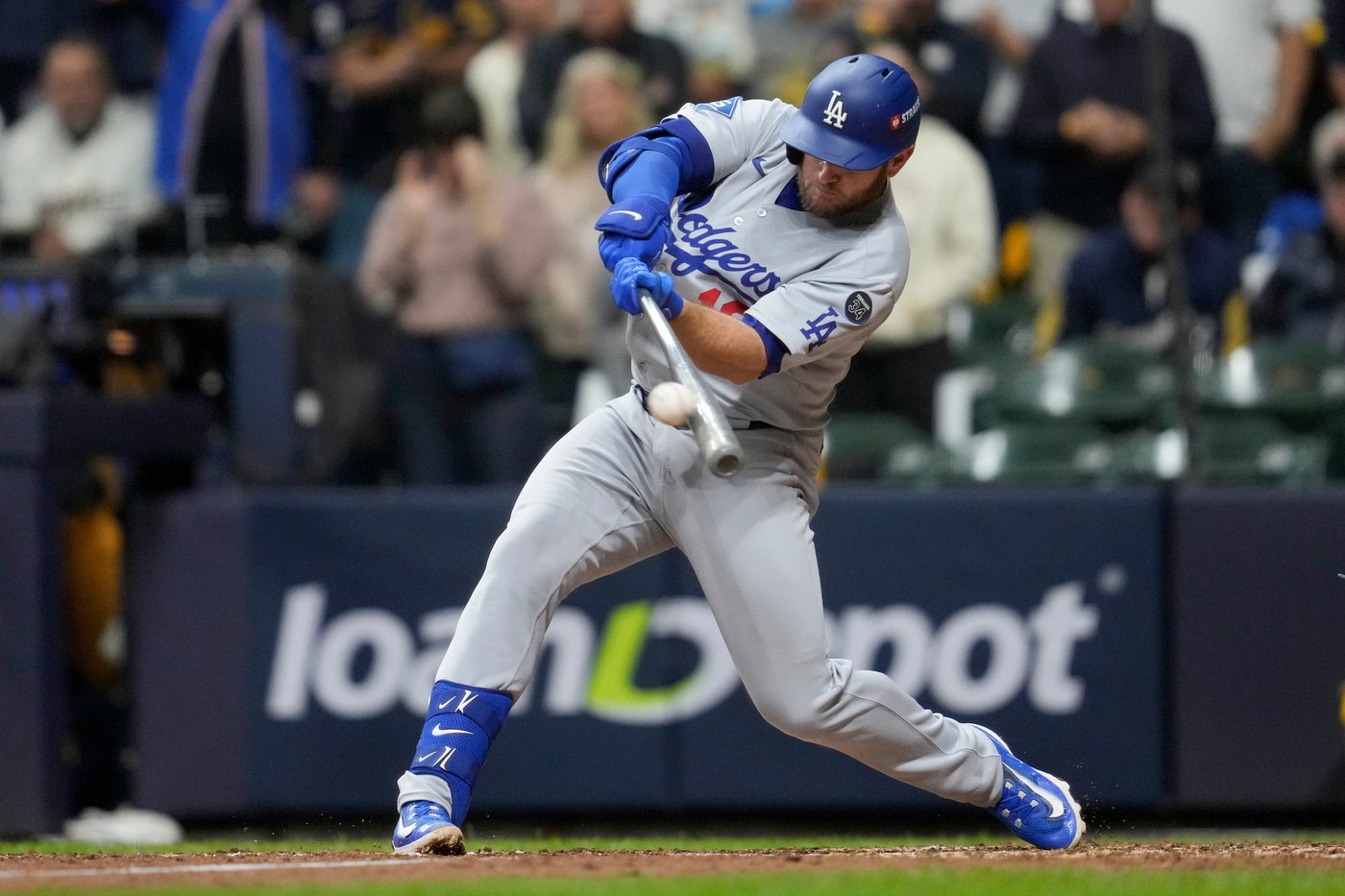 Max Muncy sets Dodgers record by hitting his 14th career postseason homer | iNFOnews.ca Max Muncy sets Dodgers record by hitting his 14th career postseason homer | iNFOnews.ca