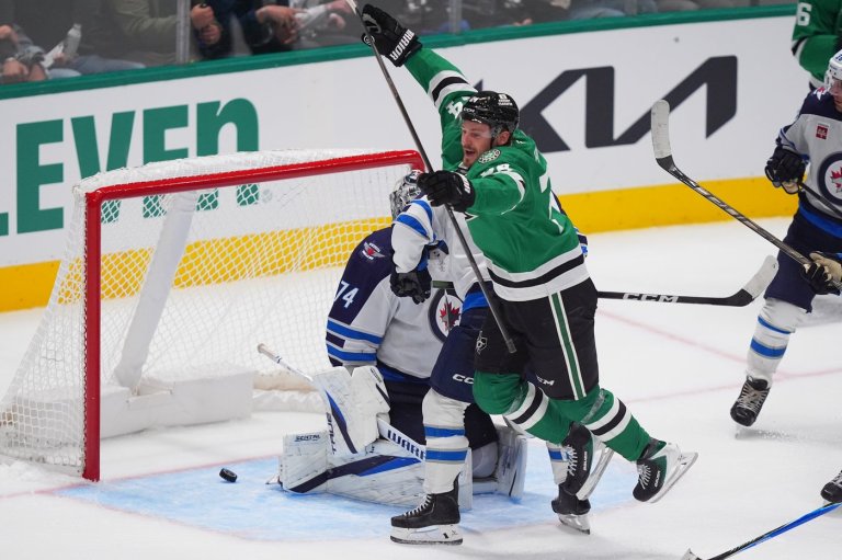 Roope Hintz scores OT breakaway goal after tying game late as Stars beat Jets 3-2 | iNFOnews.ca