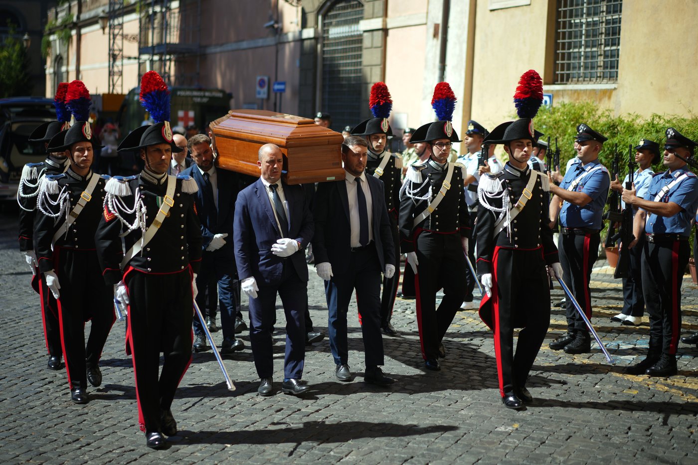 Mourners in Rome pay last respects to Italian activist Emma Bonino | iNFOnews.ca