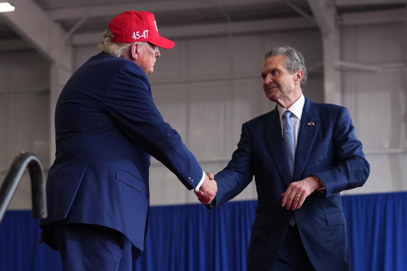 Trump rallies with top Republicans in critical battleground state of Georgia | iNFOnews.ca Trump rallies with top Republicans in critical battleground state of Georgia | iNFOnews.ca