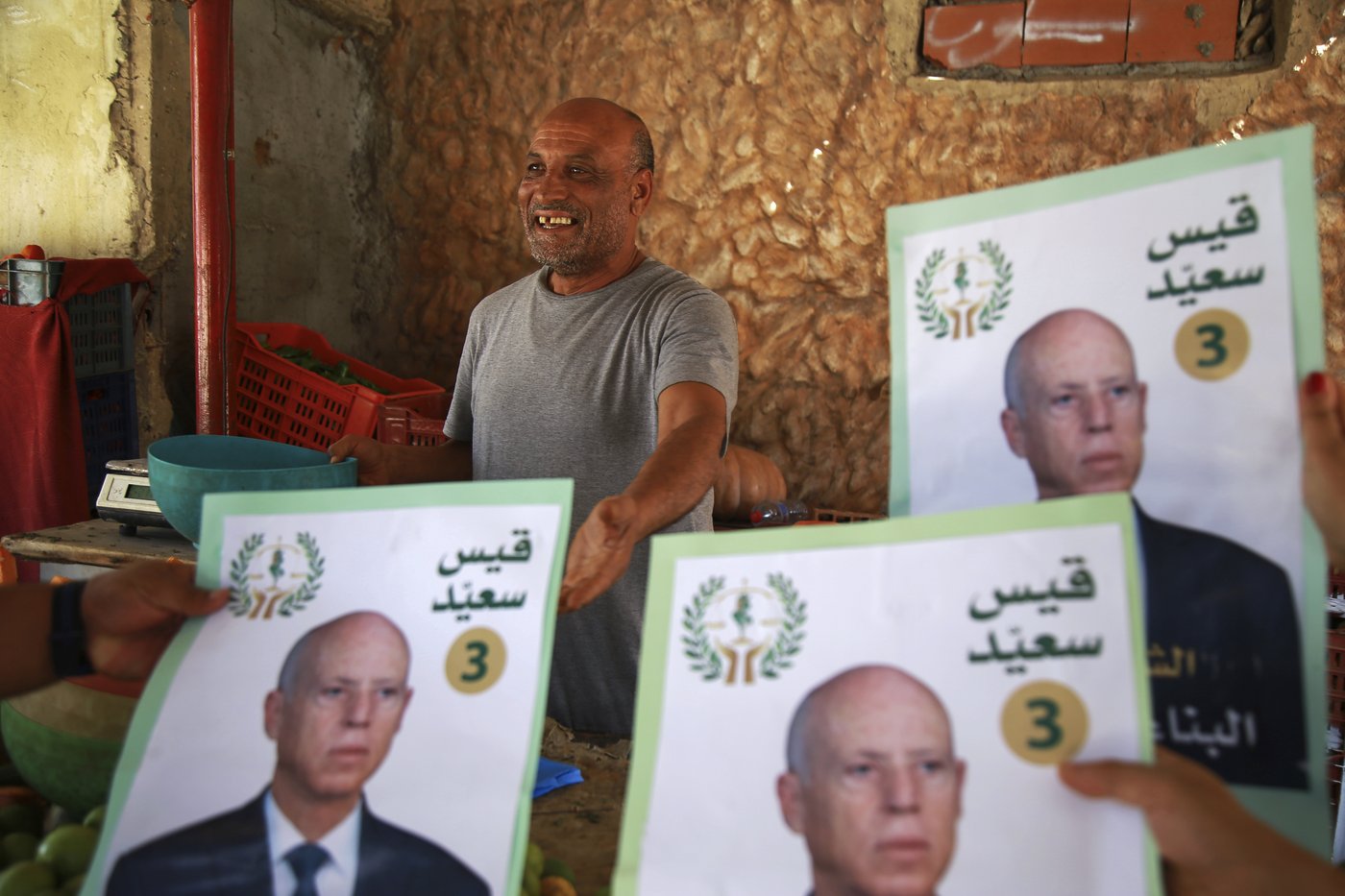 Tunisia passes law to strip courts of power over election authority appointed by president | iNFOnews.ca Tunisia passes law to strip courts of power over election authority appointed by president | iNFOnews.ca