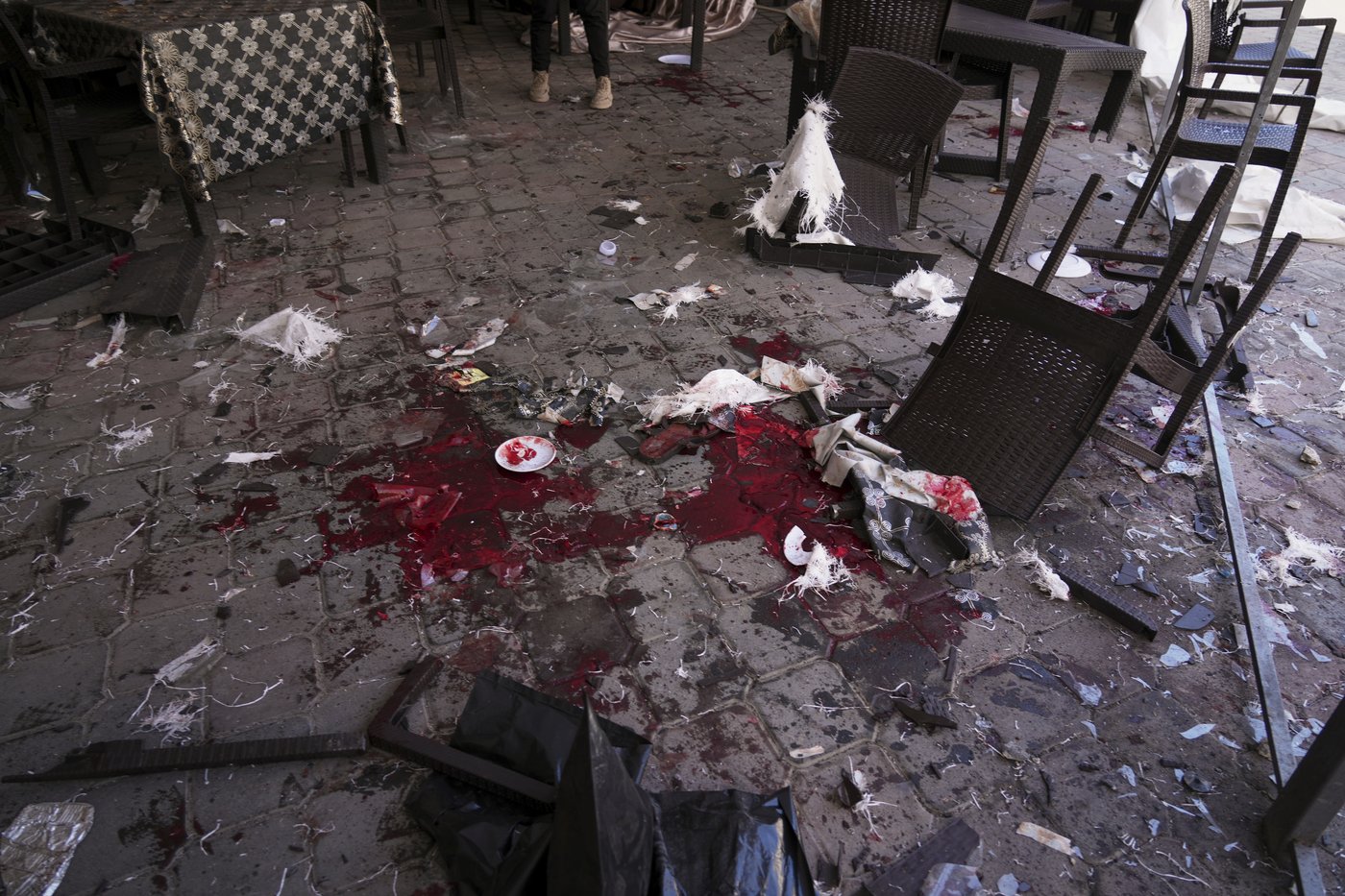 Strikes across Gaza kill at least 92 as Israel prepares to ramp up its offensive | iNFOnews.ca Strikes across Gaza kill at least 92 as Israel prepares to ramp up its offensive | iNFOnews.ca