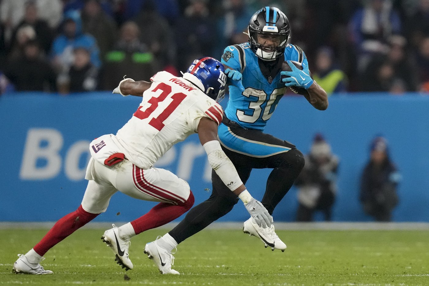 Mahomes, Chiefs look to rebound after loss as they face Panthers | iNFOnews.ca