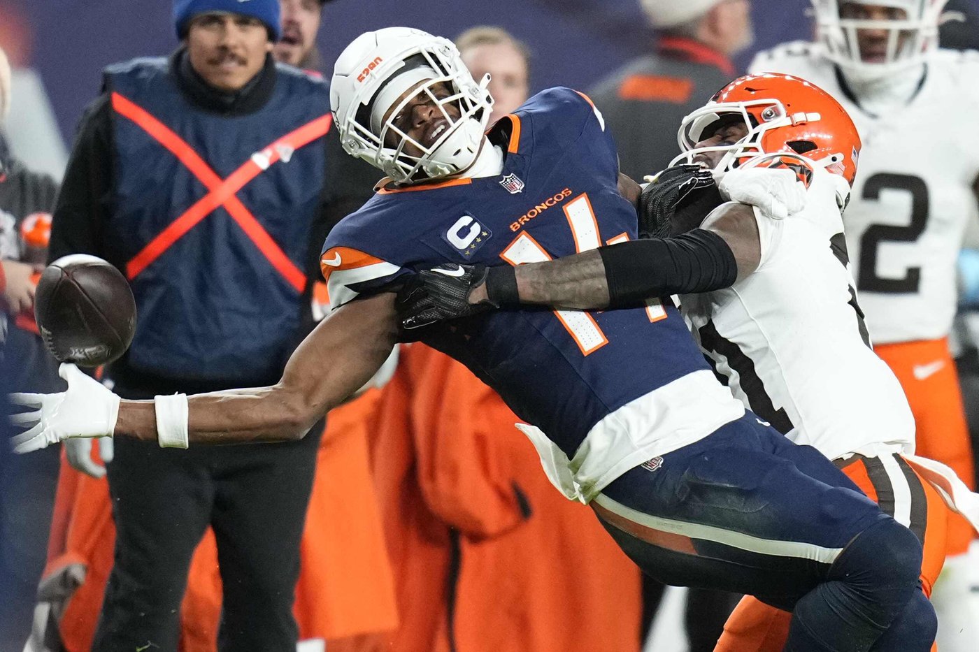 Rookie QB Bo Nix weathers a tough start and has Broncos in position to end a long playoff drought | iNFOnews.ca
