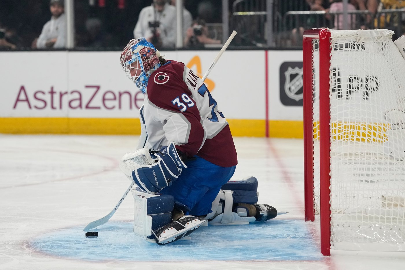 Mackenzie Blackwood plays well, just not well enough, as Avalanche swept from playoffs | iNFOnews.ca