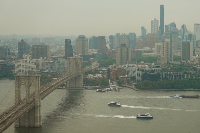 Canadian wildfire smoke turns air hazardous in the US Midwest. Officials say stay inside | iNFOnews.ca
