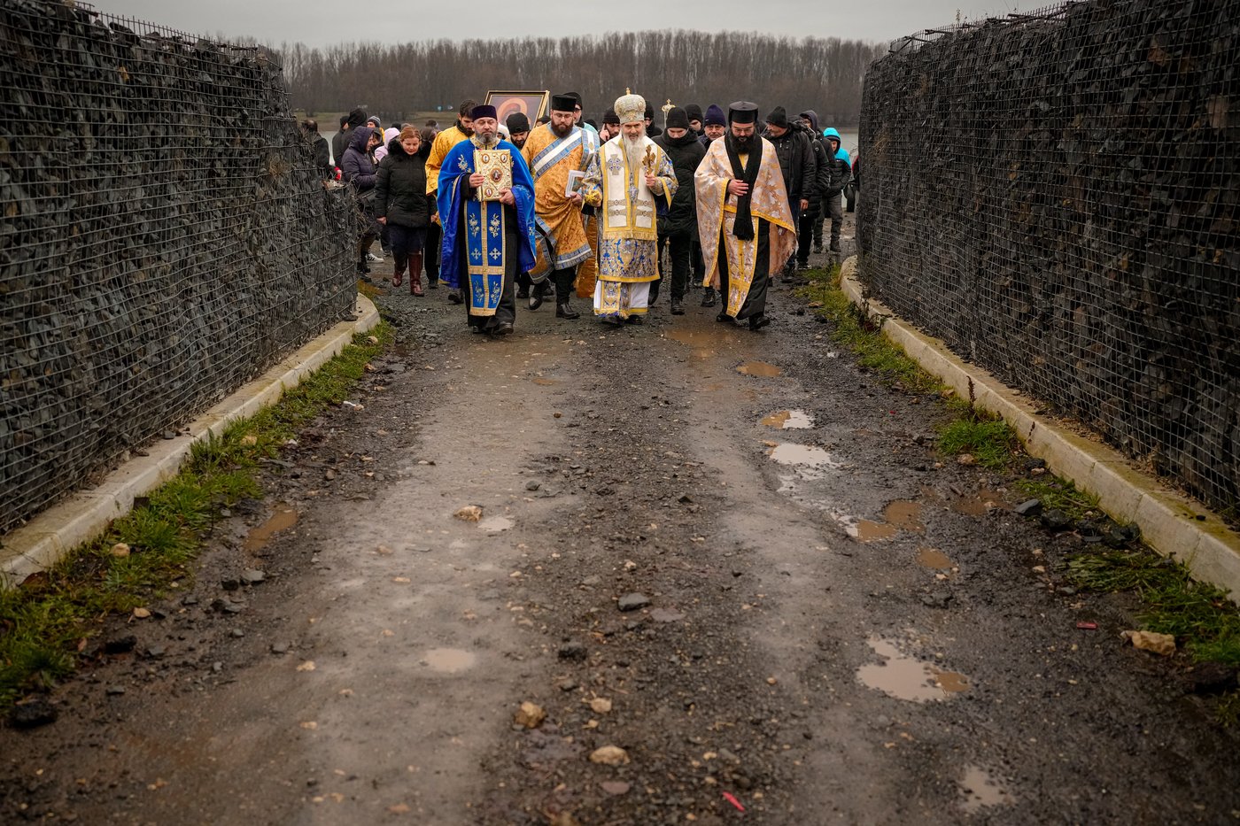 Photos show celebrations of Epiphany, also known as Three Kings Day | iNFOnews.ca