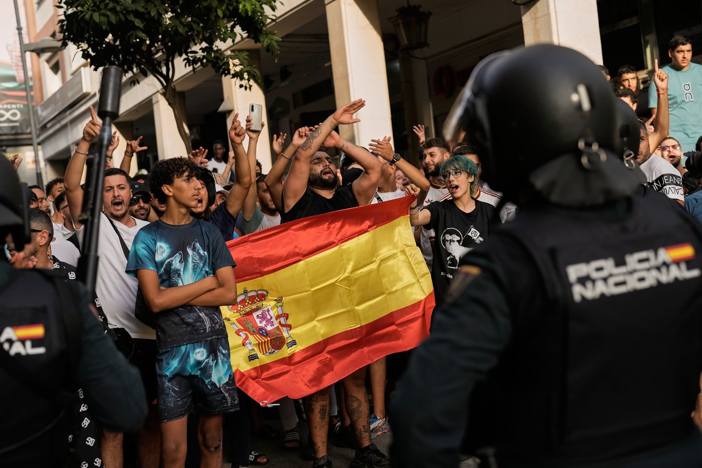 Ceuta grapples with aftermath of border surge after most migrants leave the Spanish territory | iNFOnews.ca