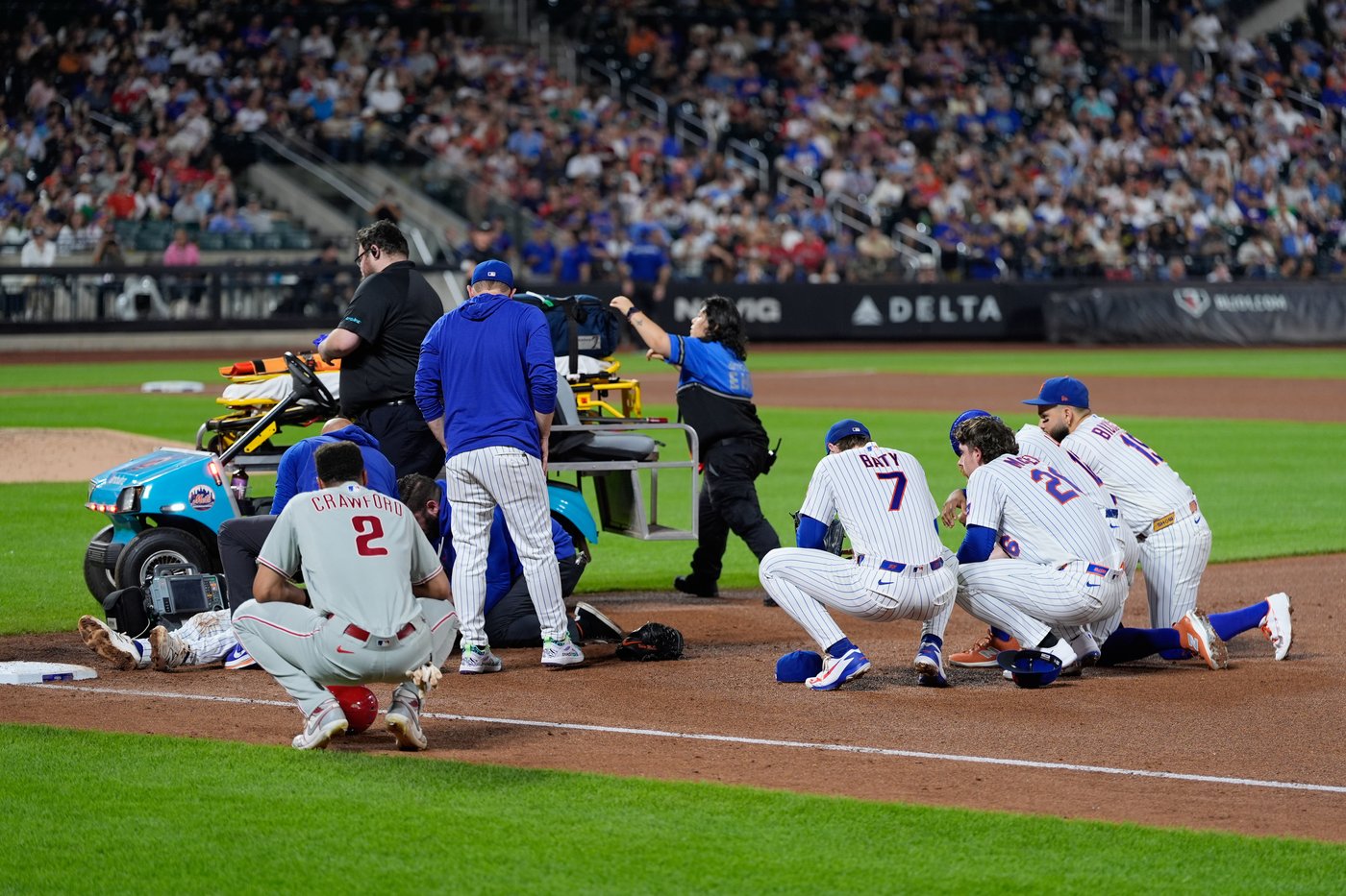 Mets' Jared Young has concussion symptoms, CT scan negative after scary collision with Nolan McLean | iNFOnews.ca Mets' Jared Young has concussion symptoms, CT scan negative after scary collision with Nolan McLean | iNFOnews.ca