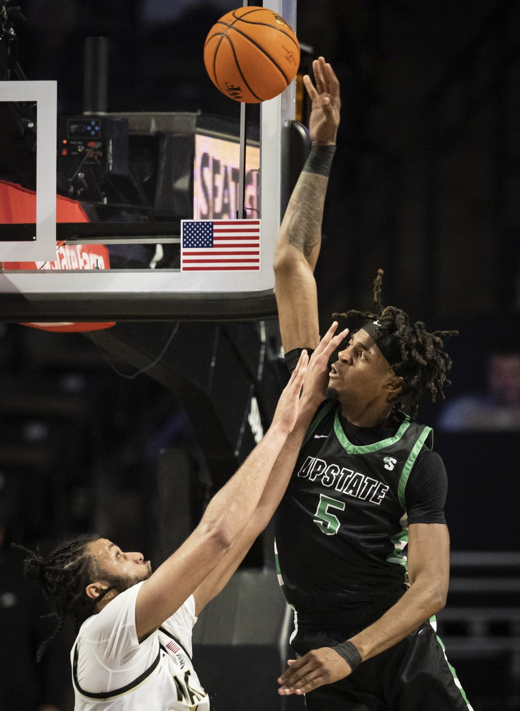 Sallis, Hildreth combine for the last 4 points, lead Wake Forest over South Carolina Upstate 85-80 | iNFOnews.ca Sallis, Hildreth combine for the last 4 points, lead Wake Forest over South Carolina Upstate 85-80 | iNFOnews.ca