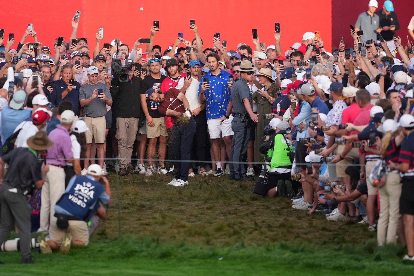 Bethpage crowd jeers Europeans then heads home early amid a US Ryder Cup drubbing | iNFOnews.ca