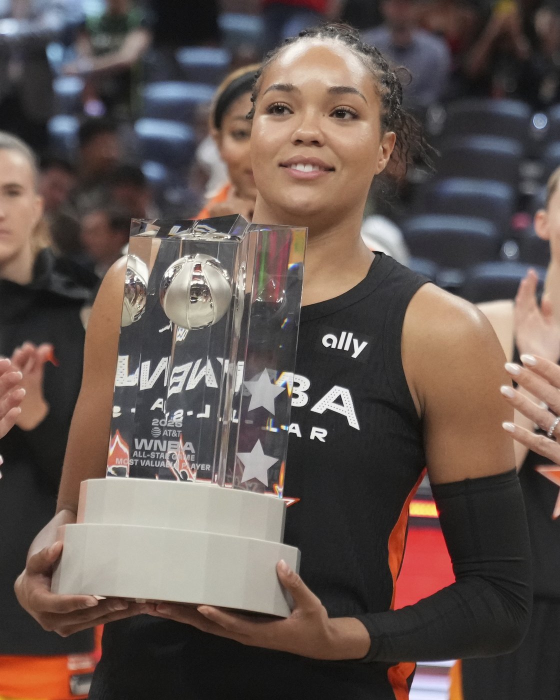 Napheesa Collier caps busy weekend with All-Star Game MVP Award in win over Team Clark | iNFOnews.ca