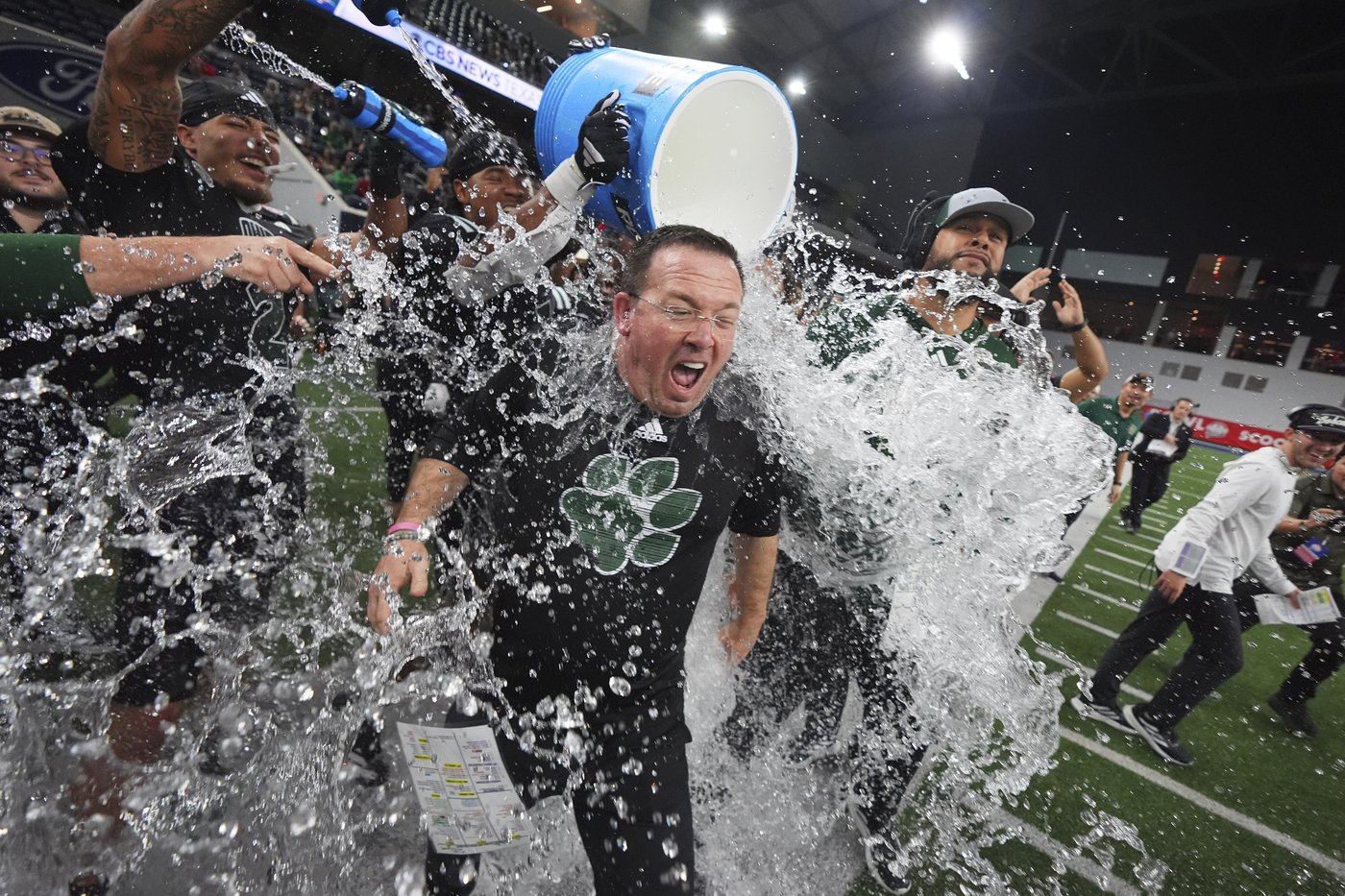 Sieh Bangura runs for 149 yards and a score, helps Ohio beat UNLV 17-10 in Frisco Bowl | iNFOnews.ca Sieh Bangura runs for 149 yards and a score, helps Ohio beat UNLV 17-10 in Frisco Bowl | iNFOnews.ca