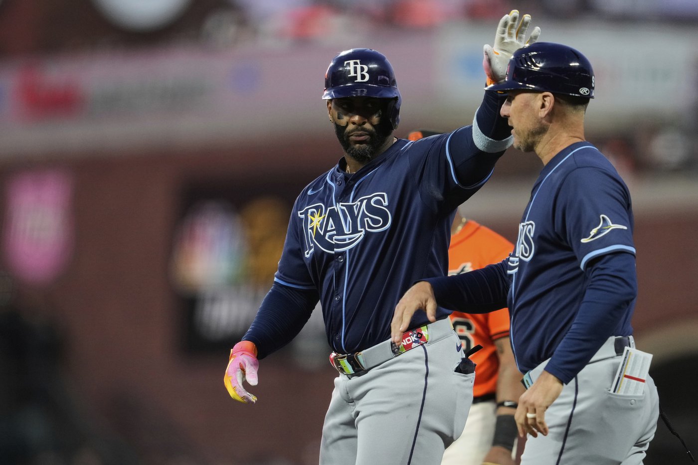 Yandy Diaz singles in the deciding run in the 9th in the Rays' 7-6 victory over the Giants | iNFOnews.ca Yandy Diaz singles in the deciding run in the 9th in the Rays' 7-6 victory over the Giants | iNFOnews.ca