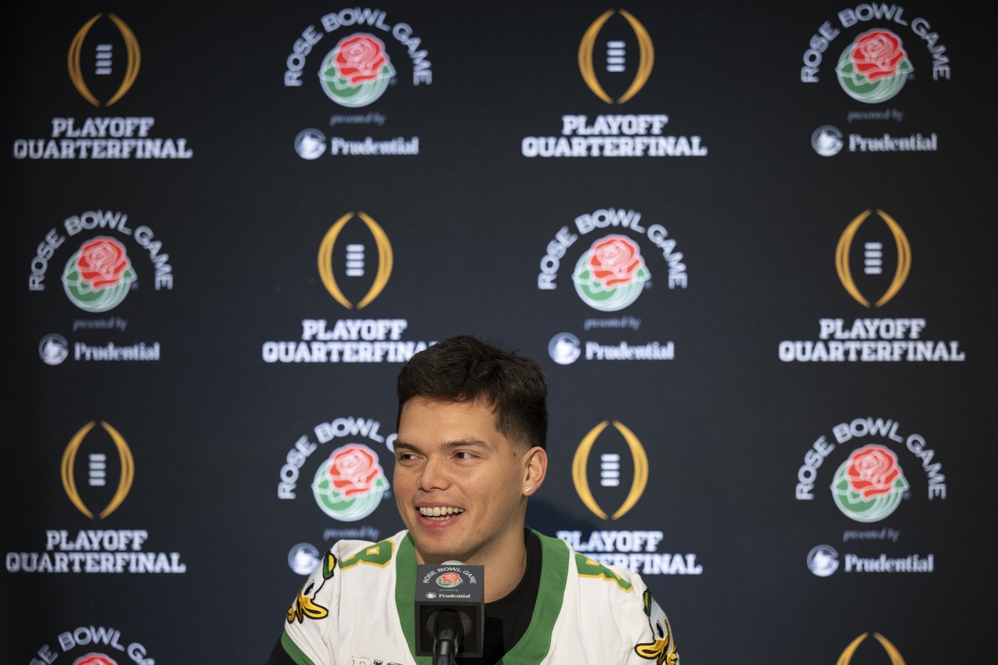 No. 1 Oregon faces Ohio State in Rose Bowl as Big Ten foes battle again for spot in CFP semifinals | iNFOnews.ca