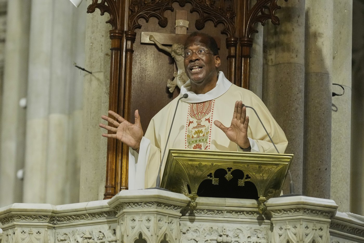 Charles Rangel's funeral mass draws big names who celebrated the late congressman's life | iNFOnews.ca