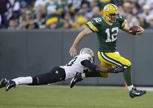Rodgers throws late TD to Nelson, Packers shake off another shaky call to beat Saints 28-27 | iNFOnews.ca CP20297248