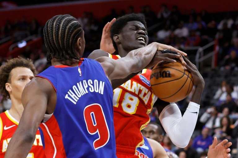 Pistons tie NBA record for scoring balance in 142-115 win over Hawks | iNFOnews.ca