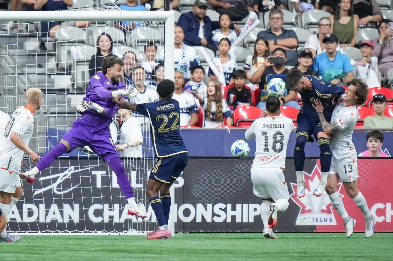 Vancouver Whitecaps beat Forge FC 4-0 to book spot in Canadian Championship final | iNFOnews.ca