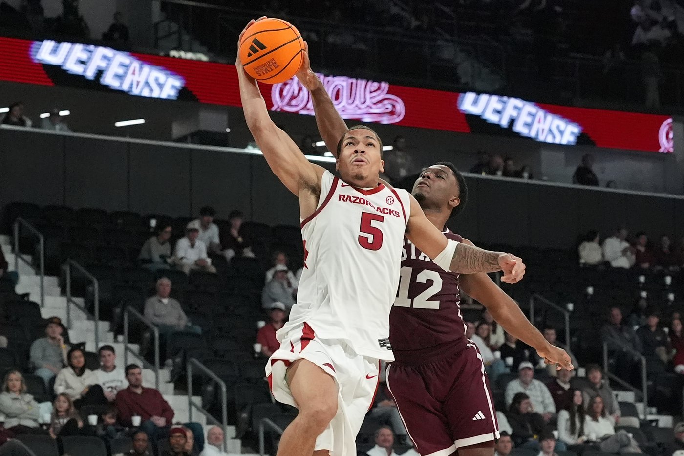 No. 21 Arkansas cruises past Mississippi State, 88-68, behind Acuff's 24 points | iNFOnews.ca