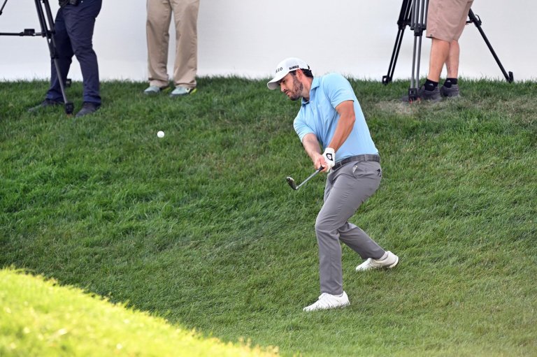 Cameron Young shoots 9-under 61, shares 2nd-round lead at Rocket Classic | iNFOnews.ca