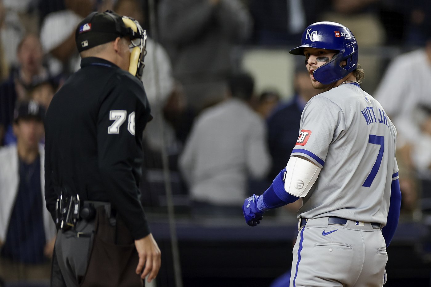 Royals let Yankees walk away with win in AL Division Series opener | iNFOnews.ca