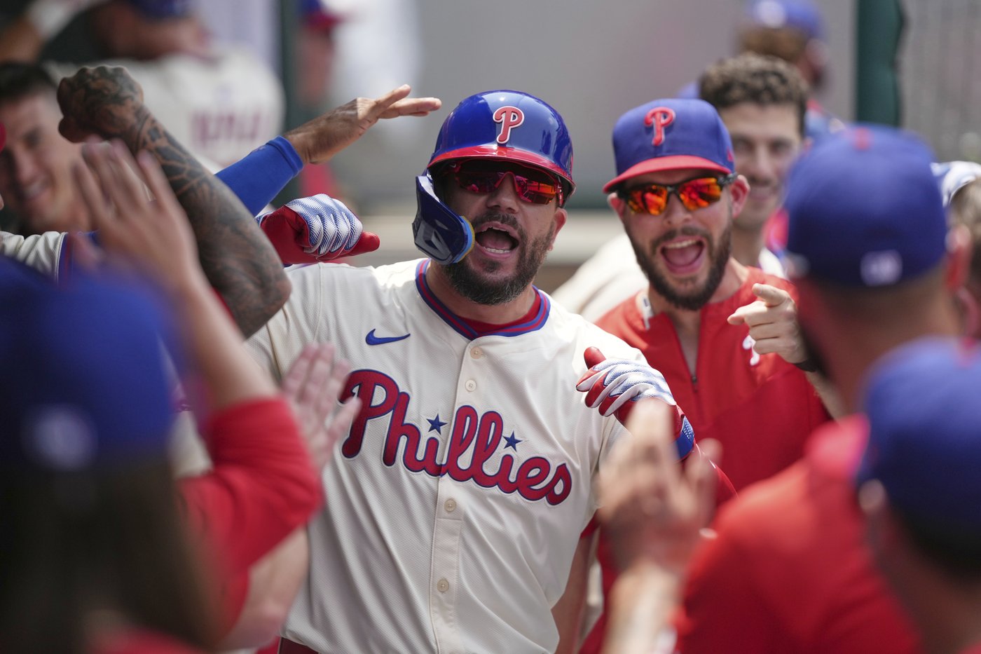 Schwarber and Bohm homer, Luzardo strikes out 10 to lead Phillies past Cubs 7-2 | iNFOnews.ca