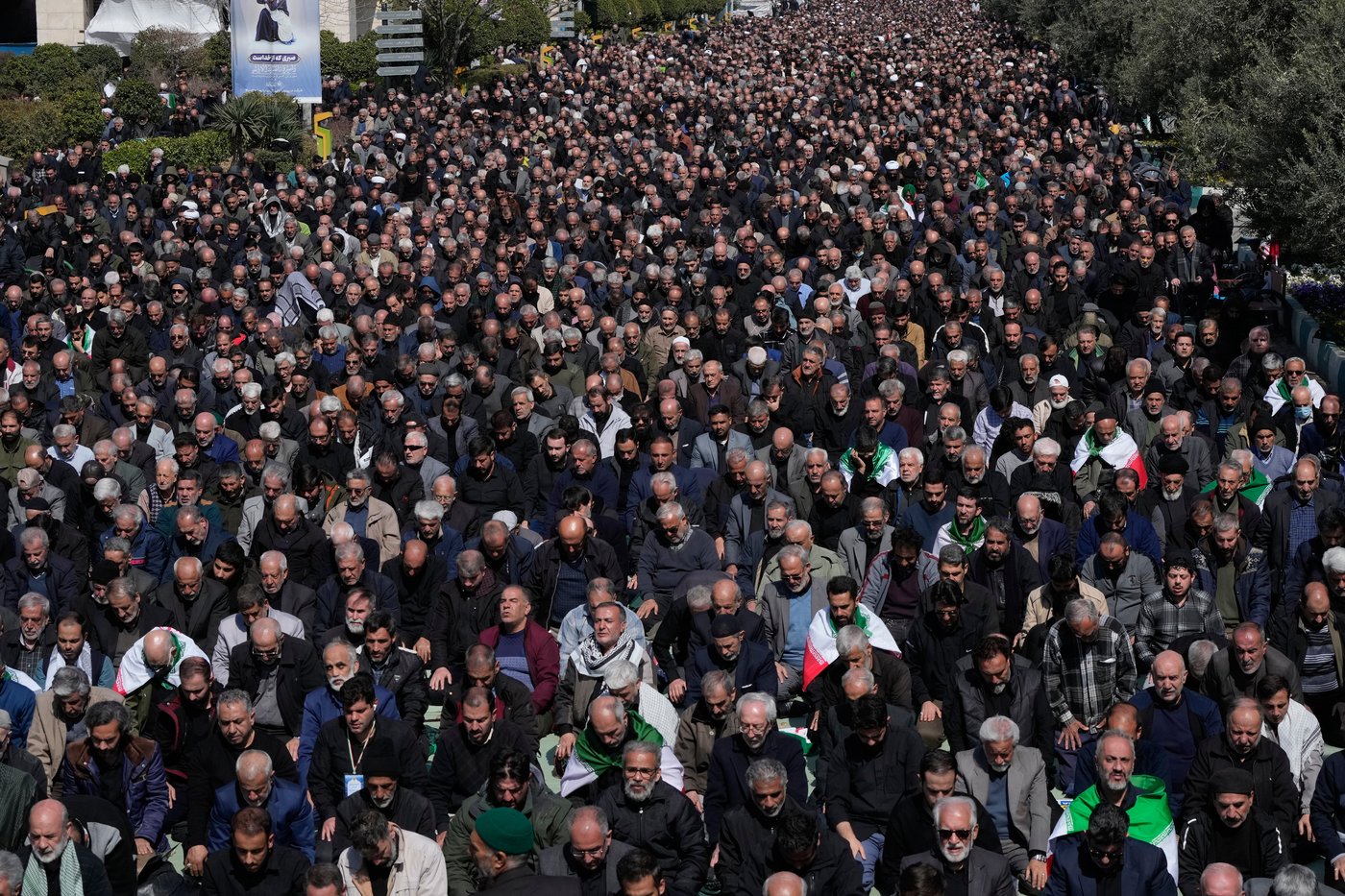 Photos show US-Israeli strikes and Iran's response | iNFOnews.ca