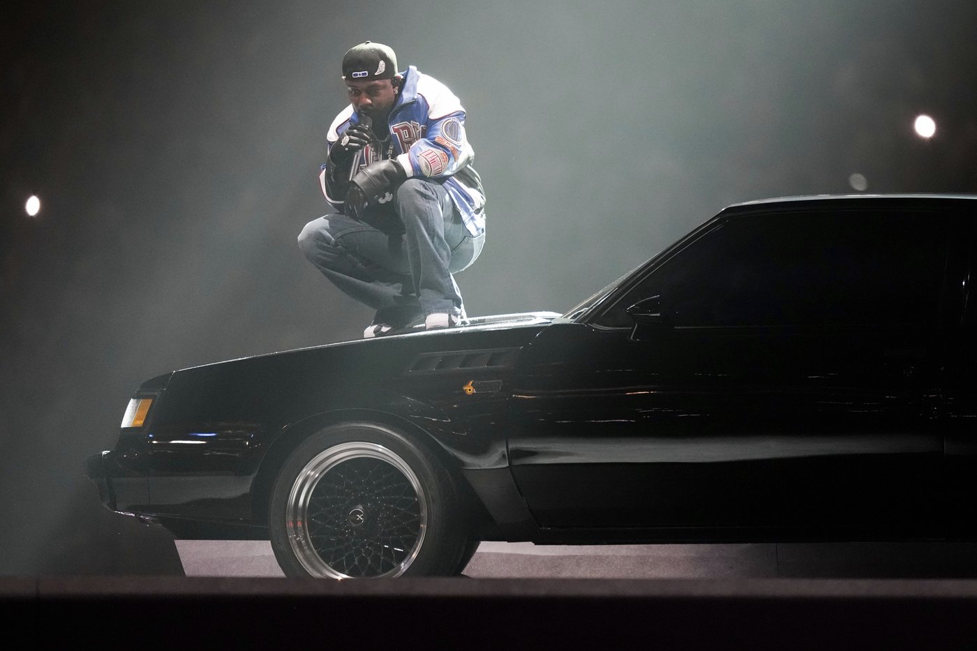Review: Kendrick Lamar brings America and 'Not Like Us' into history-making Super Bowl halftime show | iNFOnews.ca Review: Kendrick Lamar brings America and 'Not Like Us' into history-making Super Bowl halftime show | iNFOnews.ca