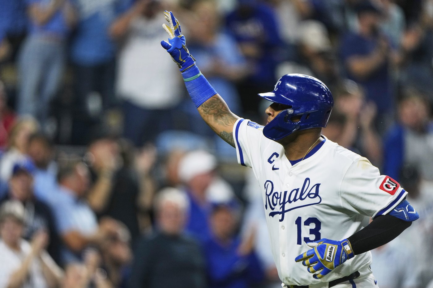 Bobby Witt Jr.'s eighth inning homer helps KC avoid sweep | iNFOnews.ca Bobby Witt Jr.'s eighth inning homer helps KC avoid sweep | iNFOnews.ca