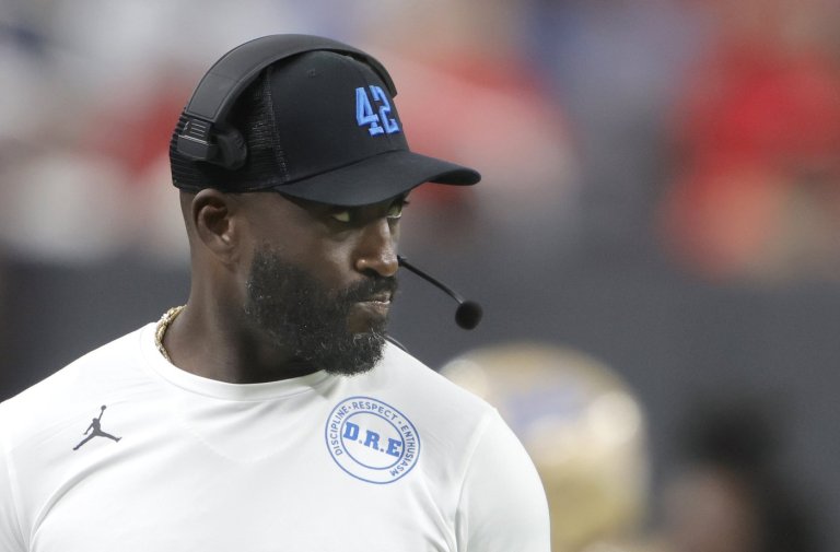 UCLA fires coach DeShaun Foster after 0-3 season start | iNFOnews.ca