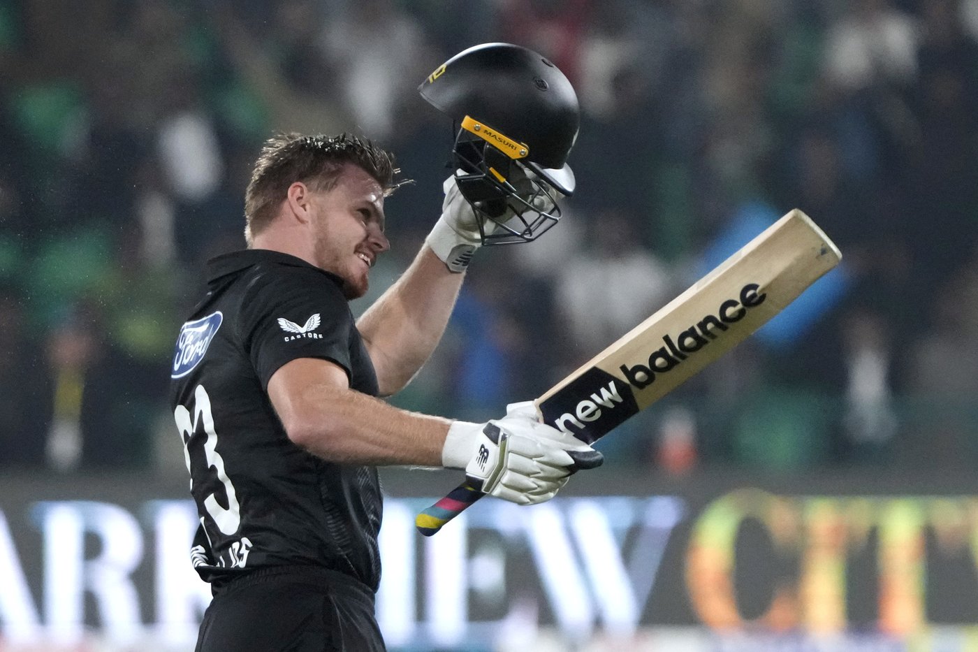 Phillips powers New Zealand's 78-run win over Pakistan ahead of Champions Trophy | iNFOnews.ca Phillips powers New Zealand's 78-run win over Pakistan ahead of Champions Trophy | iNFOnews.ca