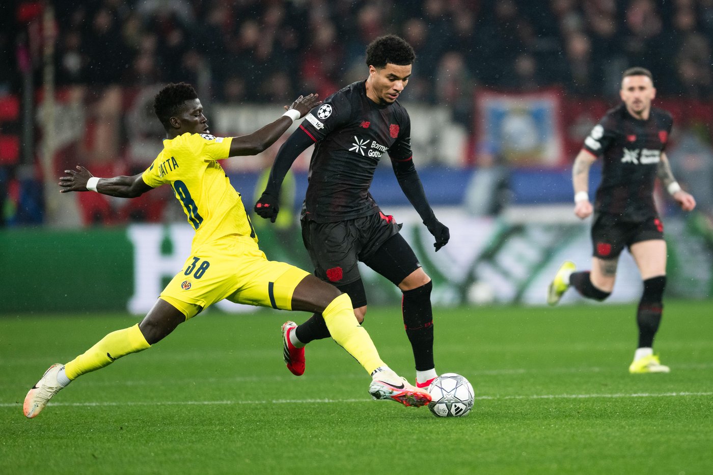 US player Tillman scores unusual 1st goal and impressive 2nd in Champions League for Leverkusen | iNFOnews.ca