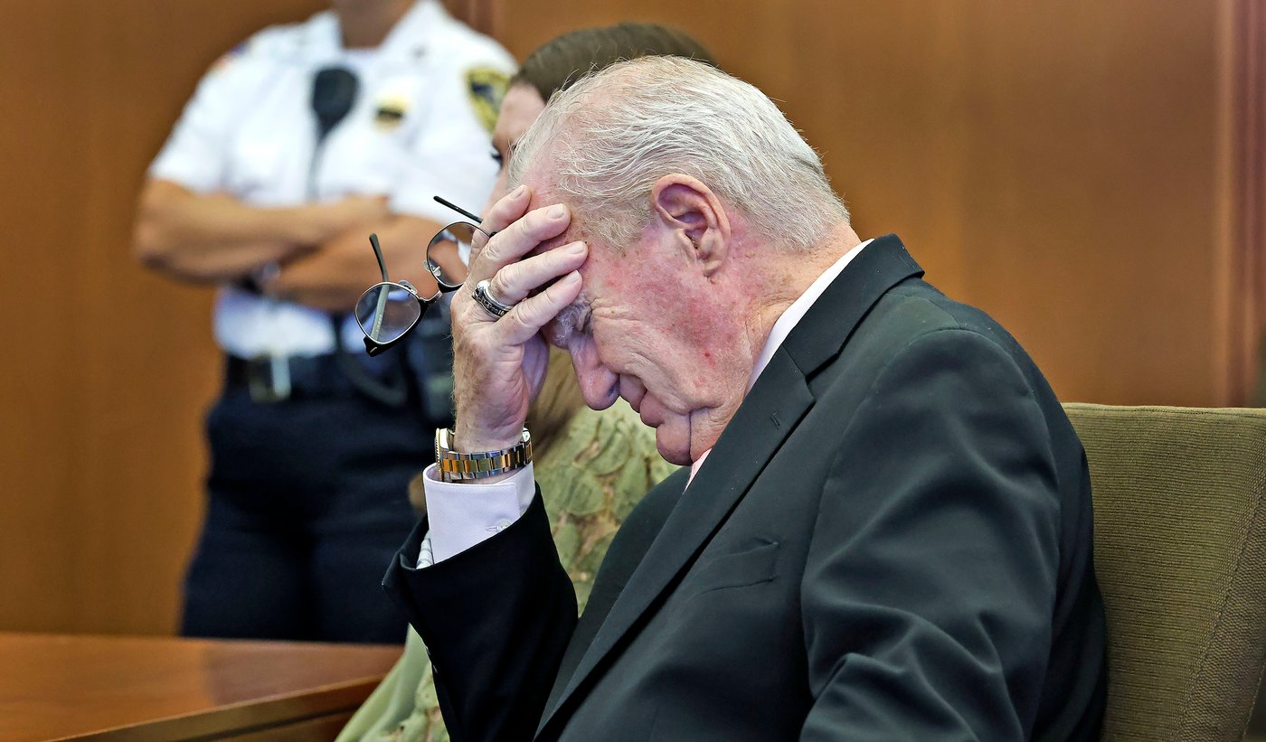 The Latest: Lindsay Clancy defense has filed emergency appeal seeking to avoid mistrial | iNFOnews.ca