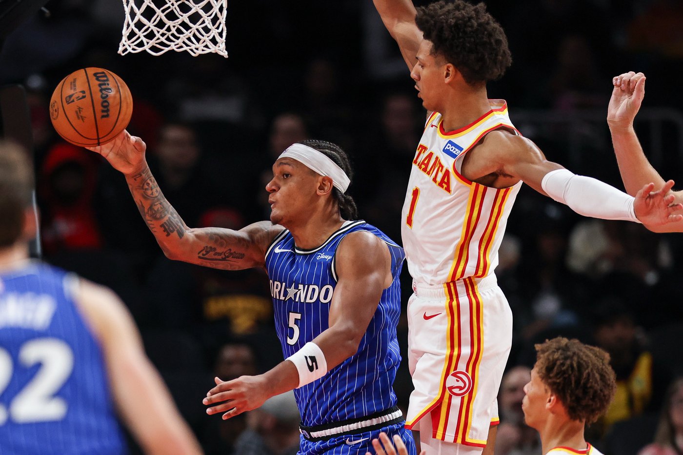 Hawks roll to 127-112 victory over the Magic | iNFOnews.ca