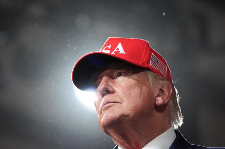 Trump, after bipartisan backlash, says Pentagon won't livestream execution of Fort Hood shooter | iNFOnews.ca
