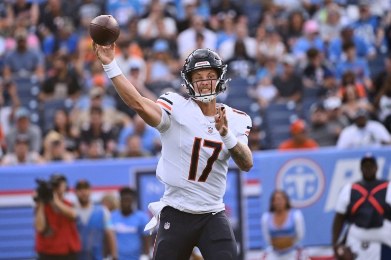Tyson Bagent sparks the Bears with a 97-yard opening TD to wrap preseason with win over Titans | iNFOnews.ca