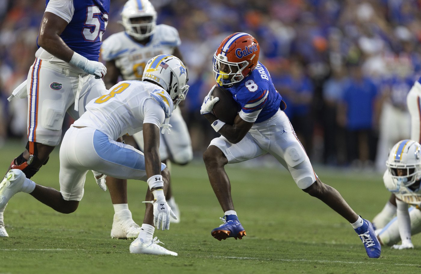 DJ Lagway throws 3 TDs, leads No. 15 Florida to a 55-0 victory over Long Island in opener | iNFOnews.ca