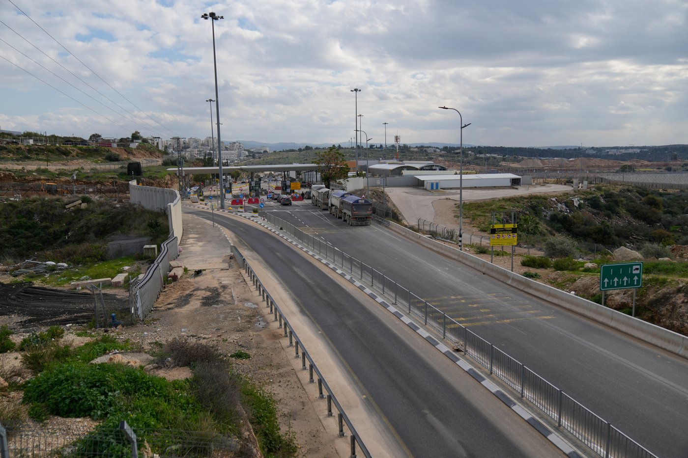 Israeli minister calls West Bank measures 'de facto sovereignty,' says no future Palestinian state | iNFOnews.ca Israeli minister calls West Bank measures 'de facto sovereignty,' says no future Palestinian state | iNFOnews.ca